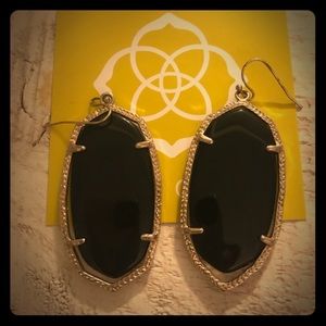 Kendra Scott Danielle black earrings